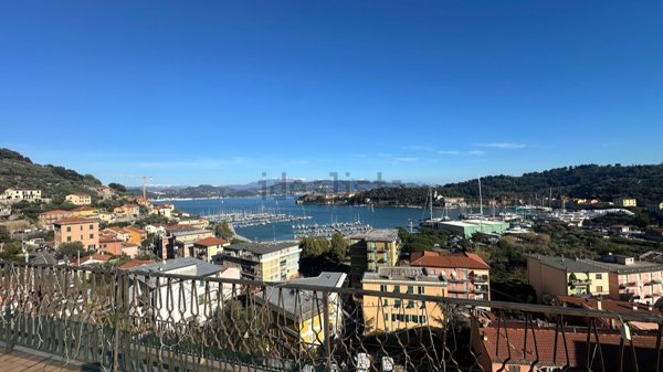 appartamento in vendita a Portovenere in zona Le Grazie