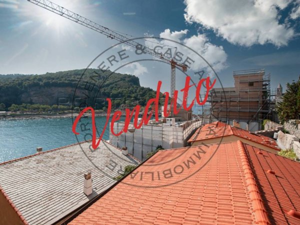 appartamento in vendita a Portovenere