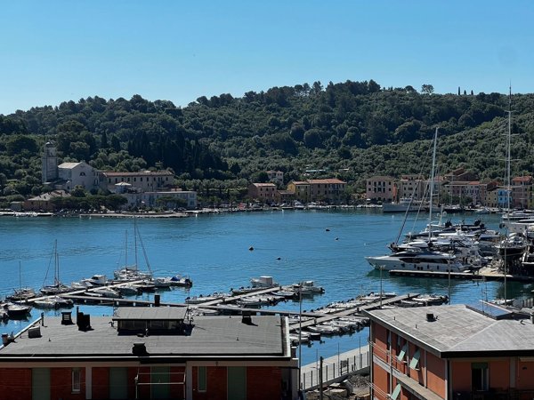 appartamento in vendita a Portovenere in zona Le Grazie