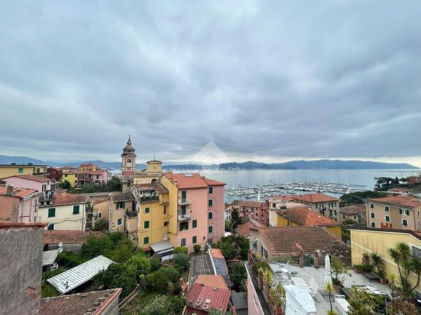 appartamento in vendita a Portovenere in zona Fezzano