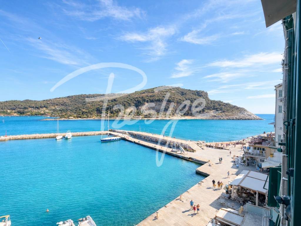appartamento in vendita a Portovenere