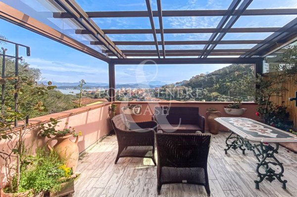 appartamento in vendita a Portovenere in zona Fezzano