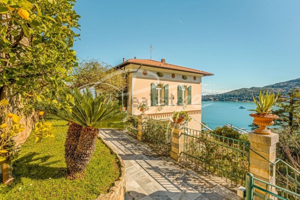casa indipendente in vendita a Portovenere