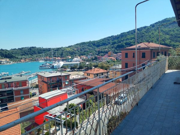 appartamento in vendita a Portovenere in zona Le Grazie