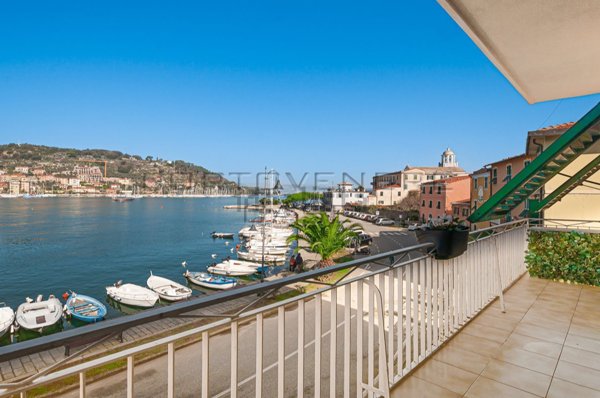 casa indipendente in vendita a Portovenere in zona Le Grazie