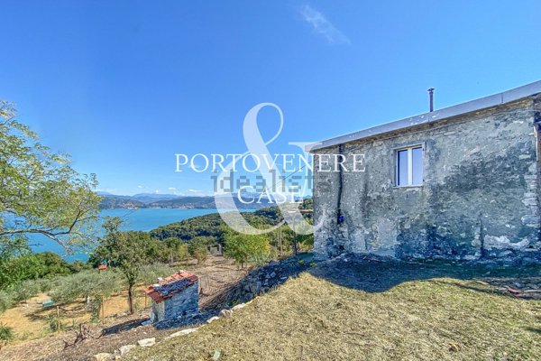 appartamento in vendita a Portovenere