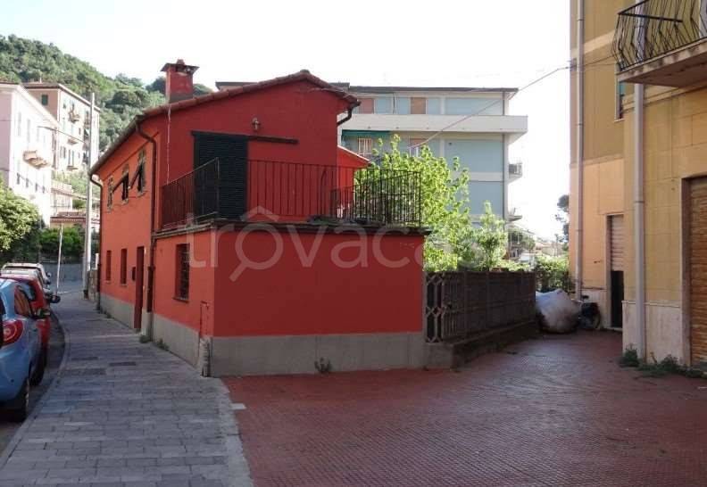 appartamento in vendita a Portovenere in zona Le Grazie