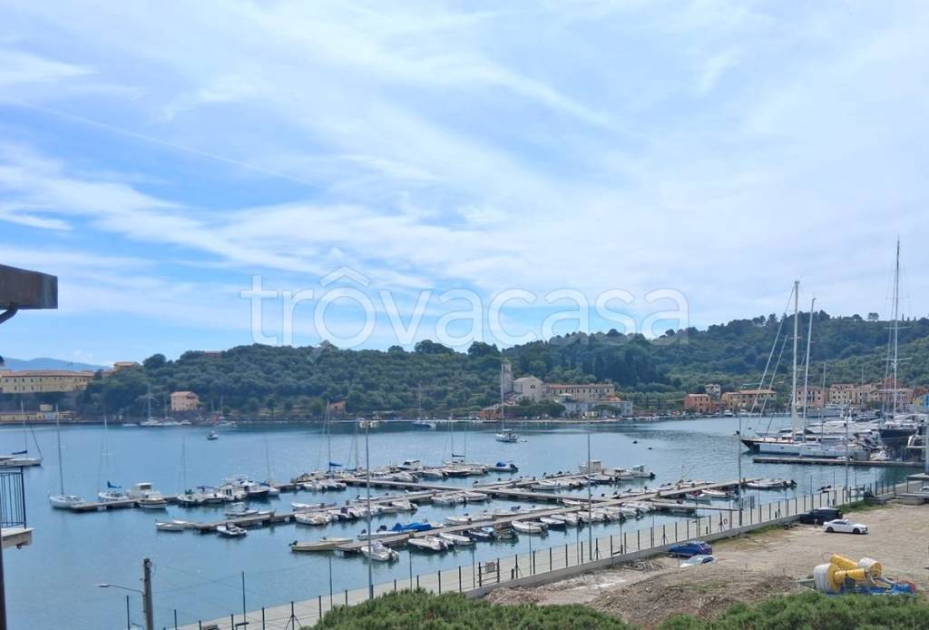 appartamento in vendita a Portovenere in zona Le Grazie