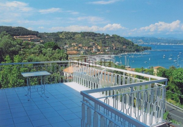 appartamento in vendita a Portovenere in zona Le Grazie