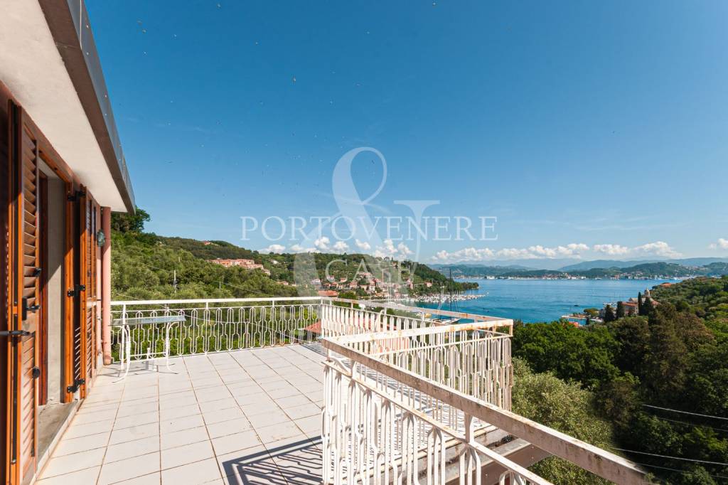 appartamento in vendita a Portovenere in zona Le Grazie