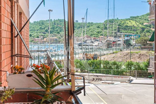 appartamento in vendita a Portovenere in zona Le Grazie