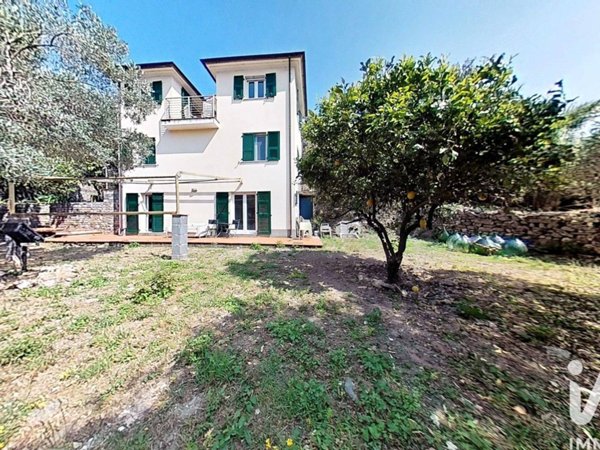 casa indipendente in vendita a Portovenere in zona Le Grazie