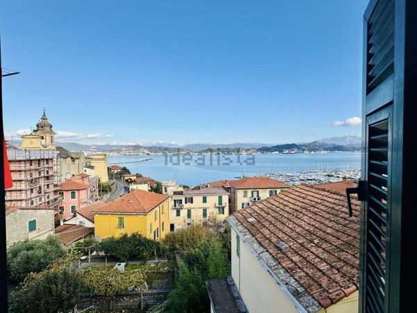 appartamento in vendita a Portovenere in zona Le Grazie