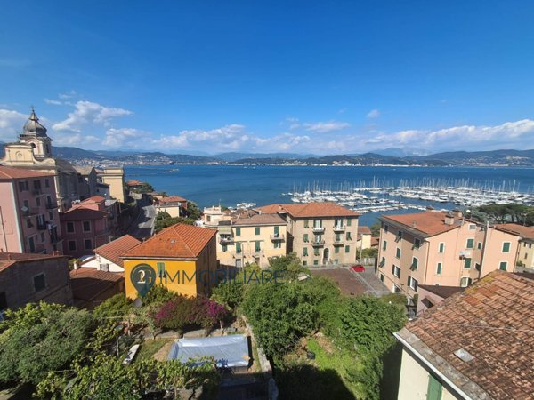 appartamento in vendita a Portovenere in zona Fezzano