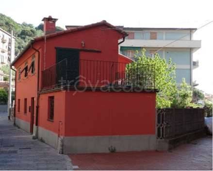 appartamento in vendita a Portovenere in zona Le Grazie