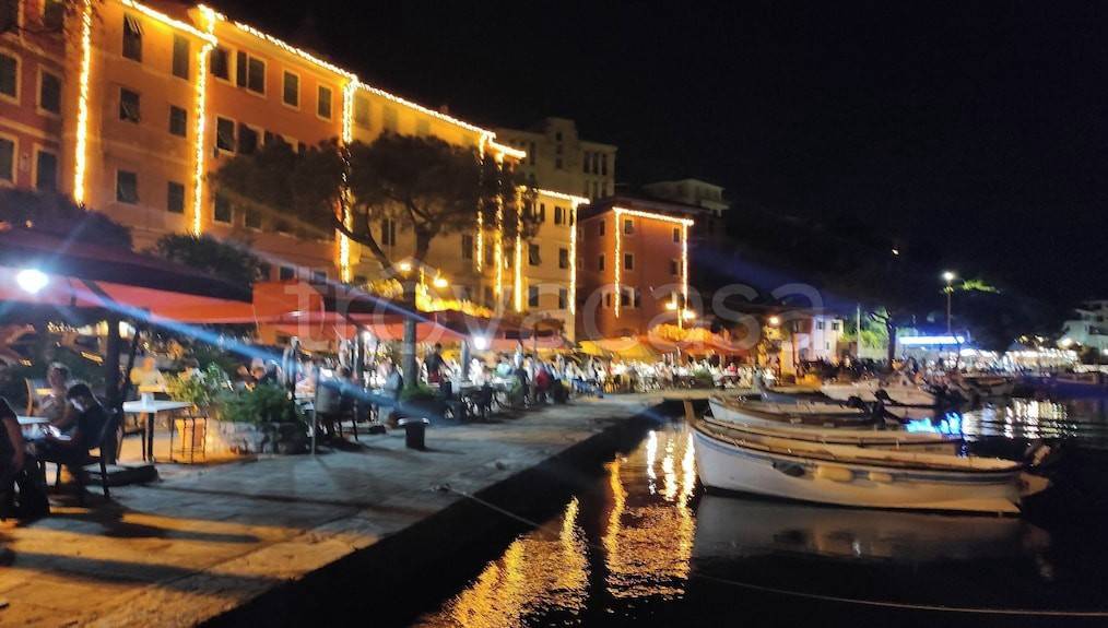 appartamento in vendita a Portovenere in zona Fezzano