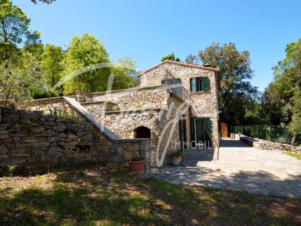 casa indipendente in vendita a Portovenere in zona Le Grazie