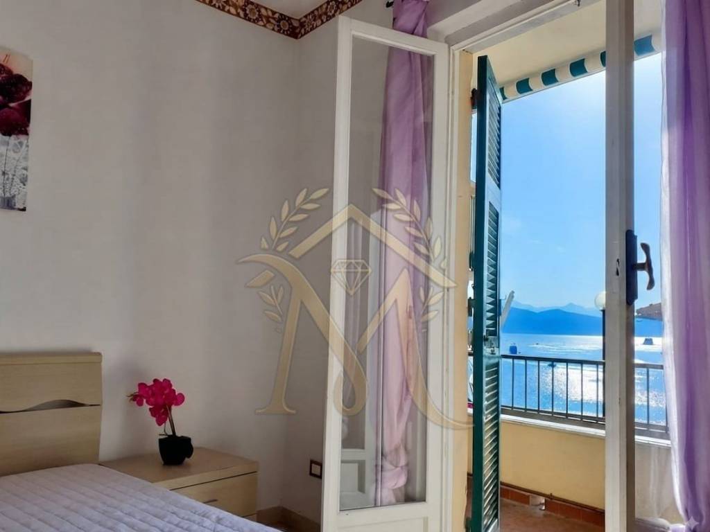 appartamento in vendita a Portovenere