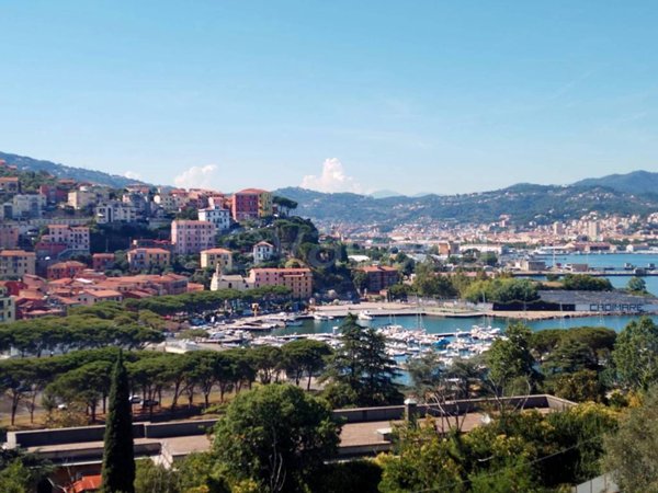appartamento in vendita a Portovenere in zona Fezzano
