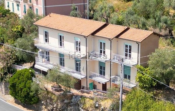 appartamento in vendita a Portovenere in zona Le Grazie