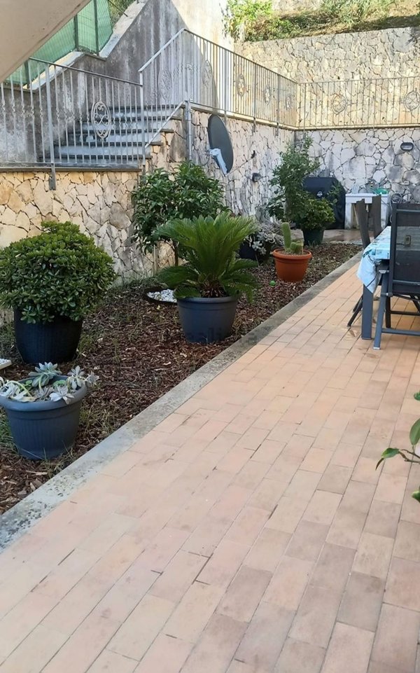 appartamento in vendita a Portovenere in zona Fezzano