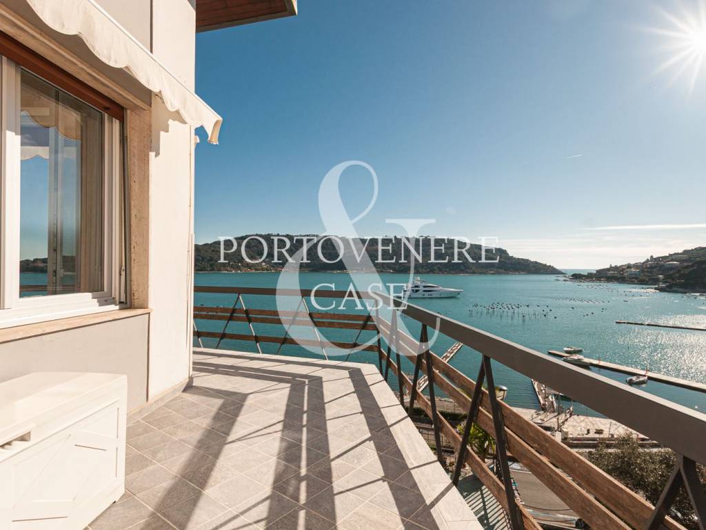 appartamento in vendita a Portovenere
