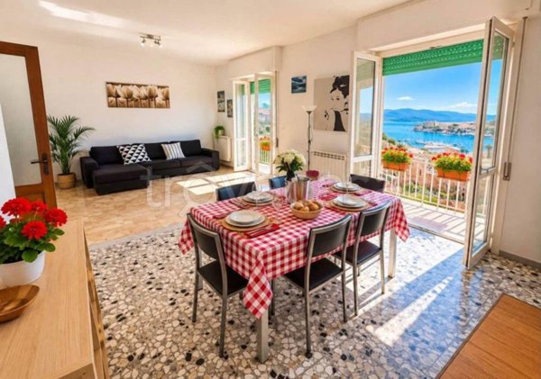 appartamento in vendita a Portovenere in zona Le Grazie