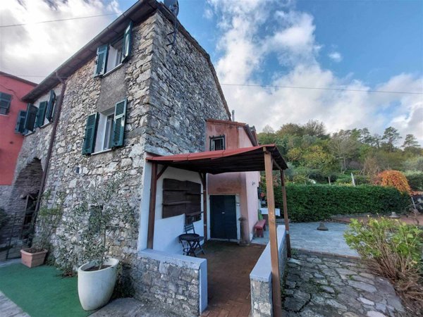 casa indipendente in vendita a Riccò del Golfo di Spezia in zona Ponzò