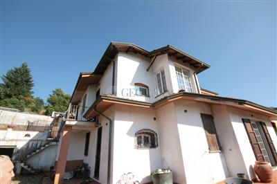 appartamento in vendita a Riccò del Golfo di Spezia