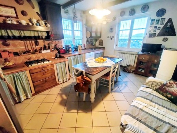 casa indipendente in vendita a Riccò del Golfo di Spezia in zona San Benedetto