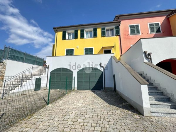 appartamento in vendita a Riccò del Golfo di Spezia