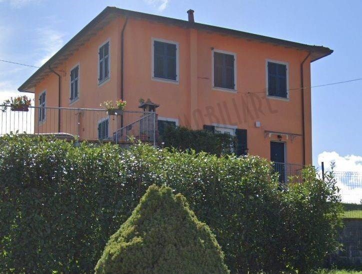 appartamento in vendita a Riccò del Golfo di Spezia in zona San Benedetto