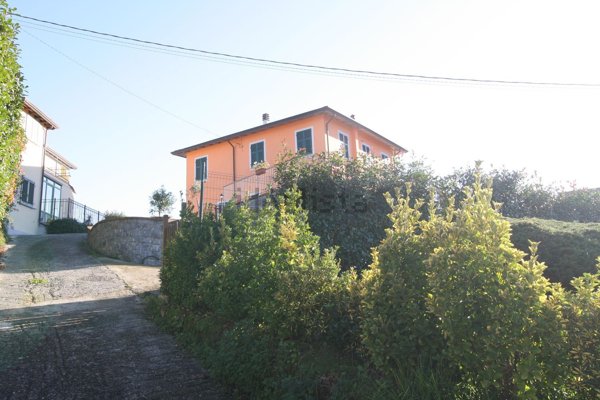 appartamento in vendita a Riccò del Golfo di Spezia