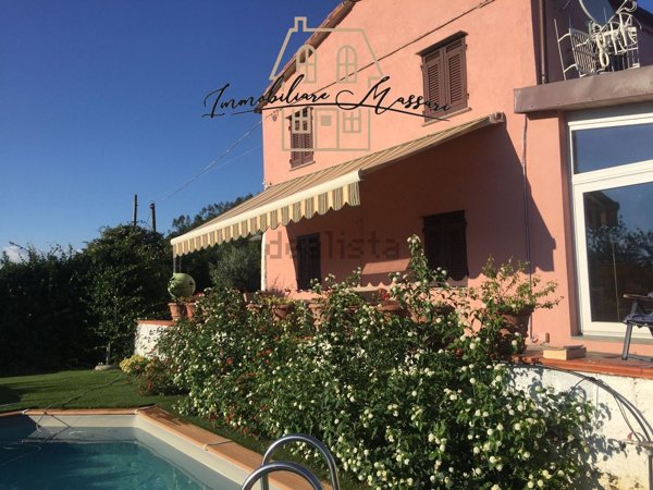 casa indipendente in vendita a Riccò del Golfo di Spezia in zona Polverara
