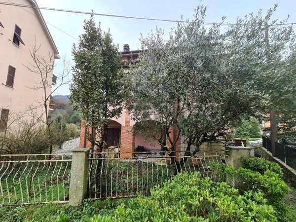 appartamento in vendita a Riccò del Golfo di Spezia in zona San Benedetto