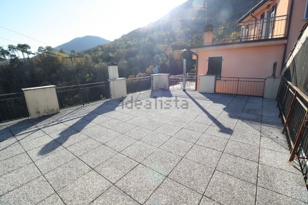 casa indipendente in vendita a Riccò del Golfo di Spezia in zona San Benedetto