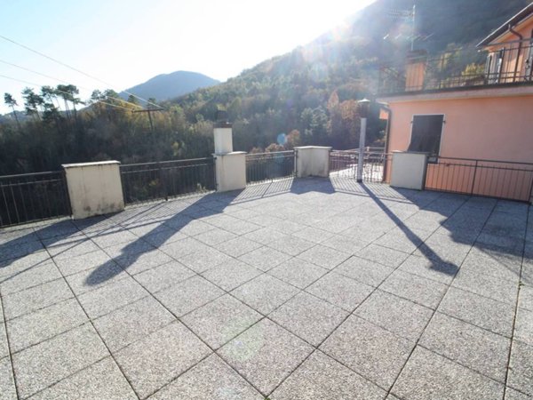 casa indipendente in vendita a Riccò del Golfo di Spezia in zona San Benedetto