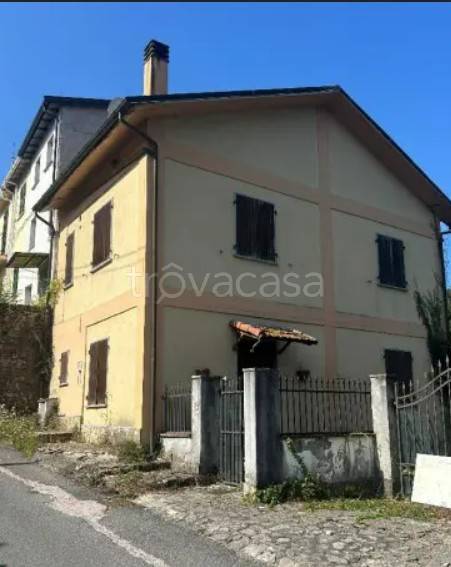 casa indipendente in vendita a Riccò del Golfo di Spezia