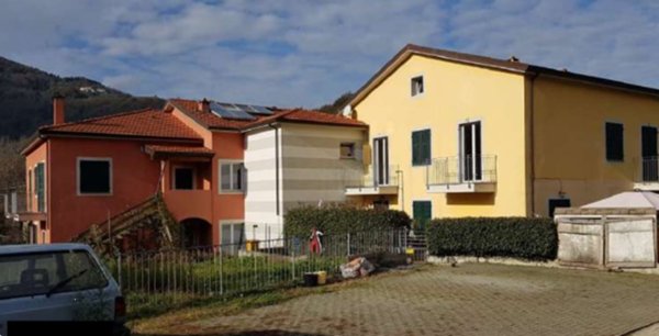 villa in vendita a Riccò del Golfo di Spezia