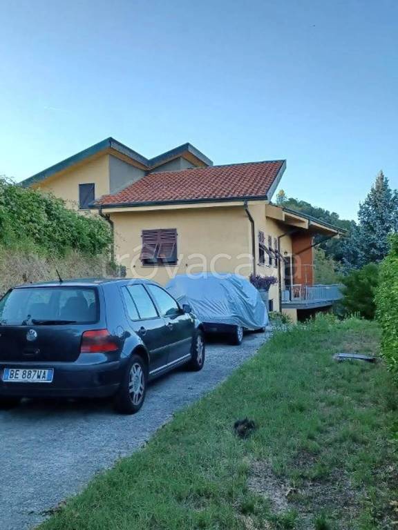 casa indipendente in vendita a Riccò del Golfo di Spezia