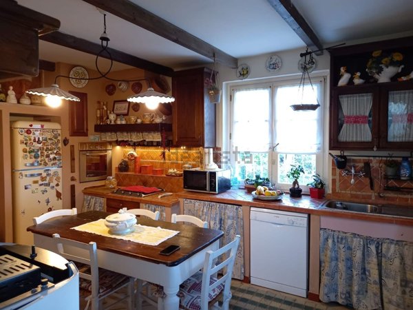 casa indipendente in vendita a Riccò del Golfo di Spezia in zona San Benedetto