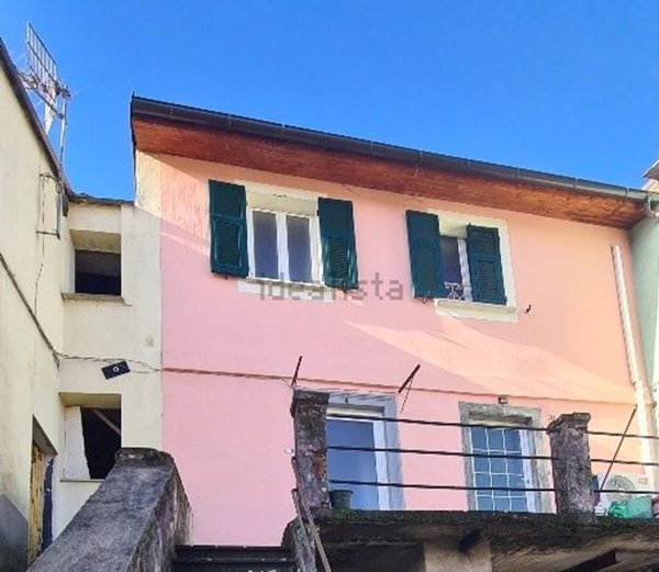 appartamento in vendita a Riccò del Golfo di Spezia