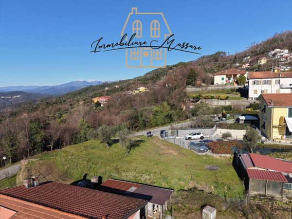 terreno edificabile in vendita a Riccò del Golfo di Spezia in zona Polverara