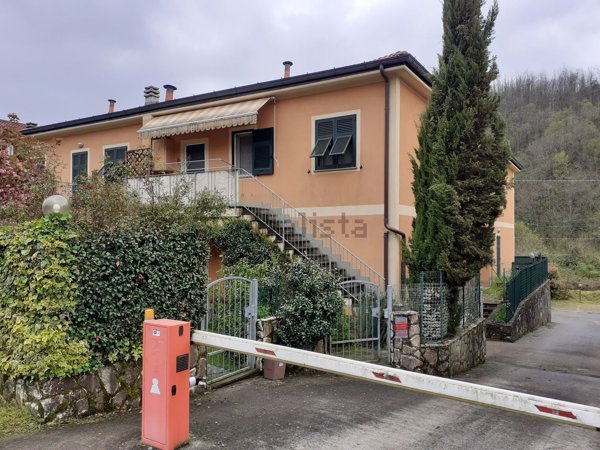 appartamento in vendita a Riccò del Golfo di Spezia