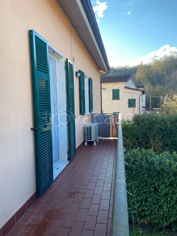 appartamento in vendita a Riccò del Golfo di Spezia