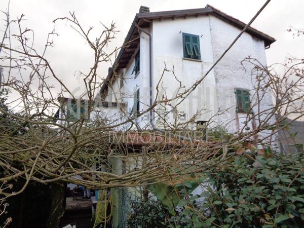 casa indipendente in vendita a Riccò del Golfo di Spezia in zona San Benedetto