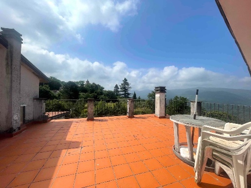 appartamento in vendita a Riccò del Golfo di Spezia in zona Polverara