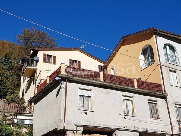 casa indipendente in vendita a Riccò del Golfo di Spezia in zona San Benedetto
