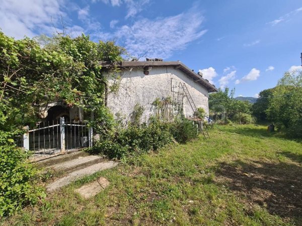 casa indipendente in vendita a Riccò del Golfo di Spezia in zona San Benedetto