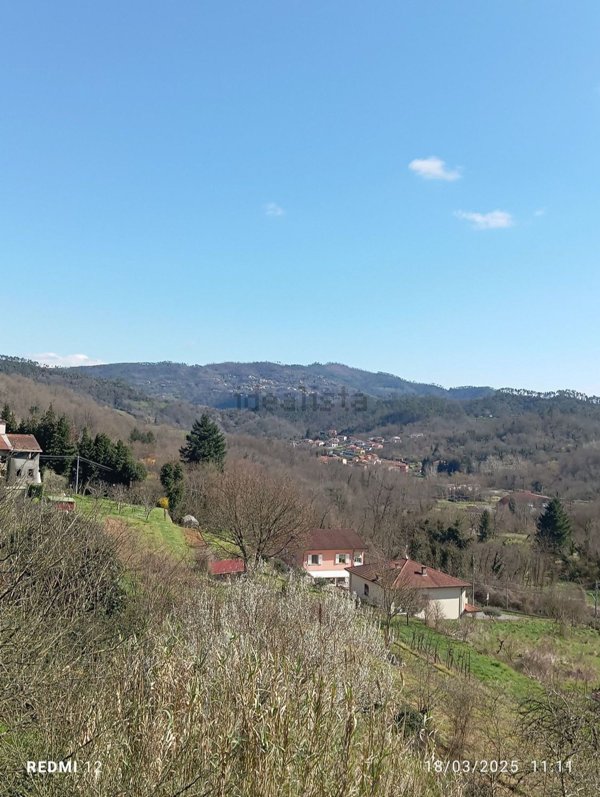 casa indipendente in vendita a Riccò del Golfo di Spezia in zona Valdipino